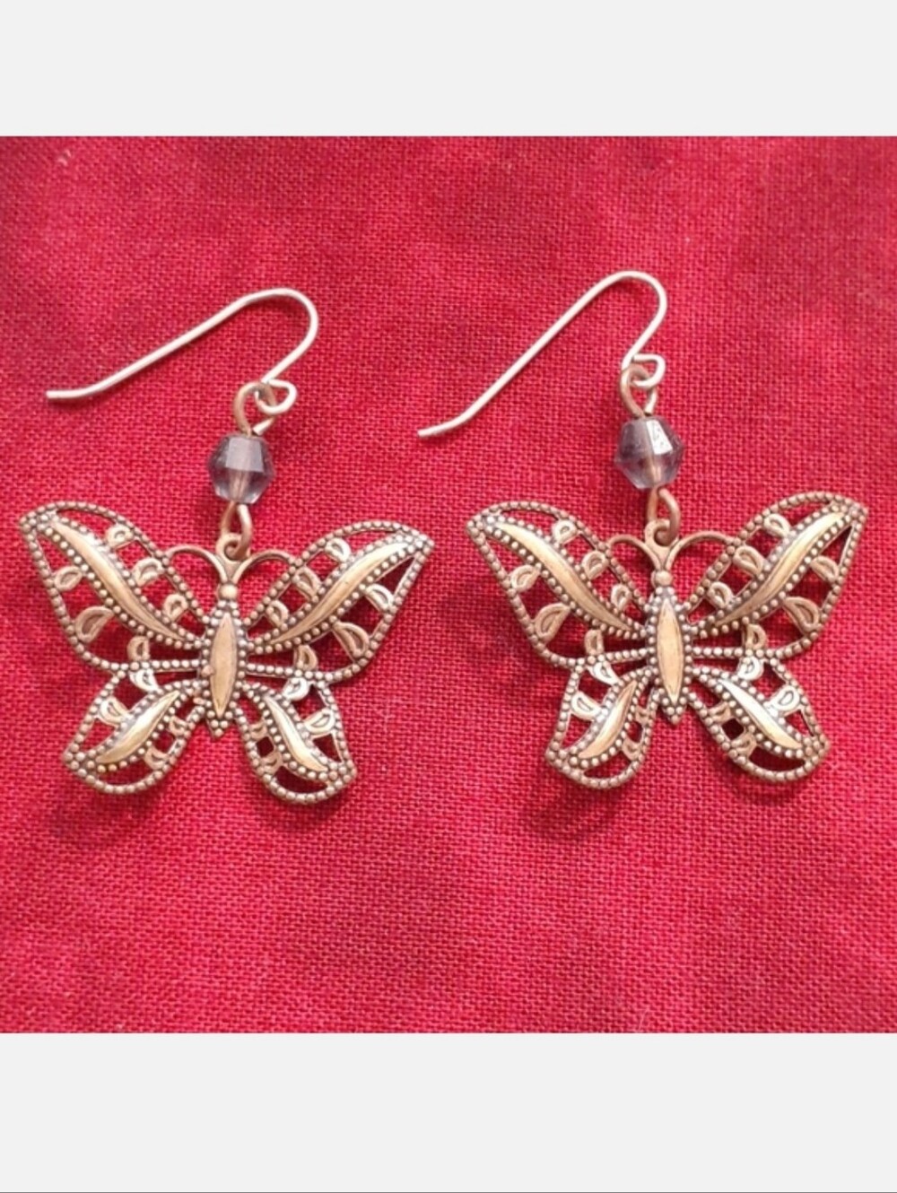 🍁3/$25 SALE! 👉*NWOT* ANTIQUE GOLD COLOR FILIGREE BUTTERFLY EARRINGS